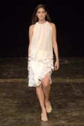 desfiles-lorenzomerlino-saopauloverao2007rtw-128