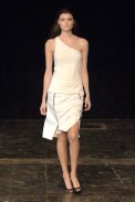 desfiles-lorenzomerlino-saopauloverao2007rtw-135