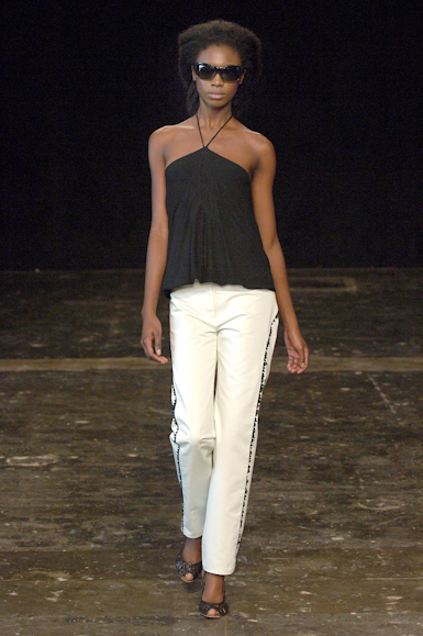 desfiles-lorenzomerlino-saopauloverao2007rtw-136