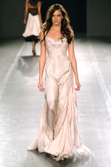 desfiles-samuelcirnansck-saopauloverao2007rtw-117