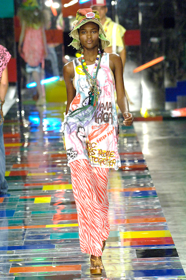 desfiles-videbula-saopauloverao2007rtw-118