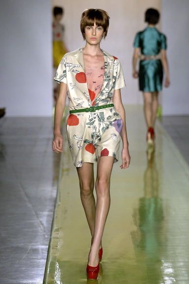 desfiles-zigfreda-saopauloverao2007rtw-114