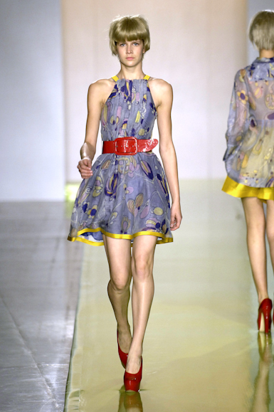 desfiles-zigfreda-saopauloverao2007rtw-119