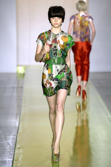 desfiles-zigfreda-saopauloverao2007rtw-122