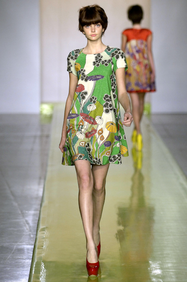 desfiles-zigfreda-saopauloverao2007rtw-128