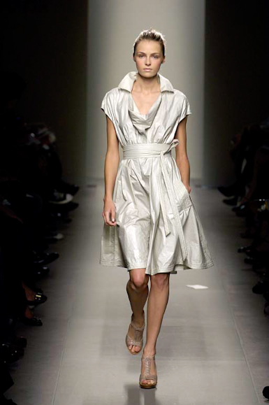 desfiles-bottegavenetta-milaoverao2007rtw-103