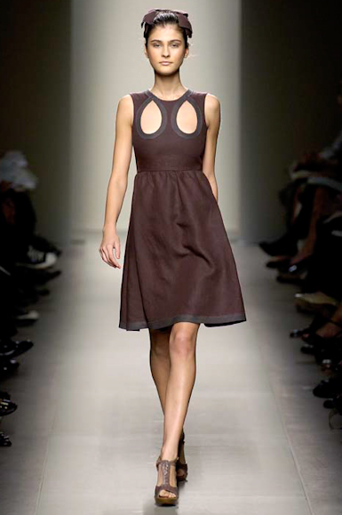 desfiles-bottegavenetta-milaoverao2007rtw-115