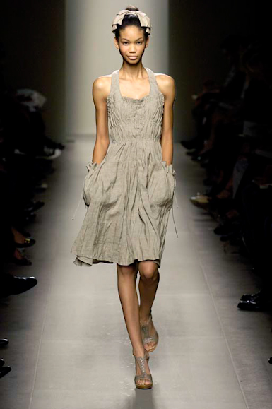 desfiles-bottegavenetta-milaoverao2007rtw-121