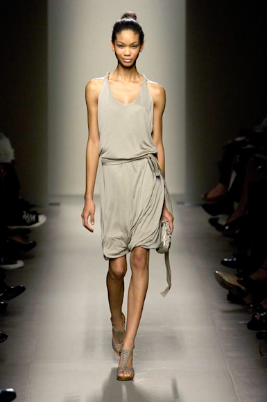 desfiles-bottegavenetta-milaoverao2007rtw-134