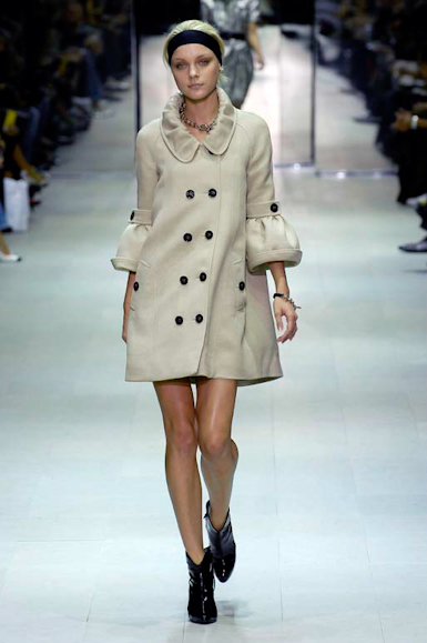 desfiles-burberry-milaoverao2007rtw-100
