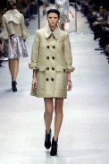 desfiles-burberry-milaoverao2007rtw-103
