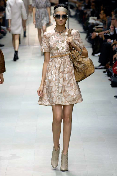 desfiles-burberry-milaoverao2007rtw-112