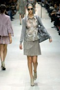 desfiles-burberry-milaoverao2007rtw-120