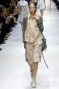 desfiles-burberry-milaoverao2007rtw-126
