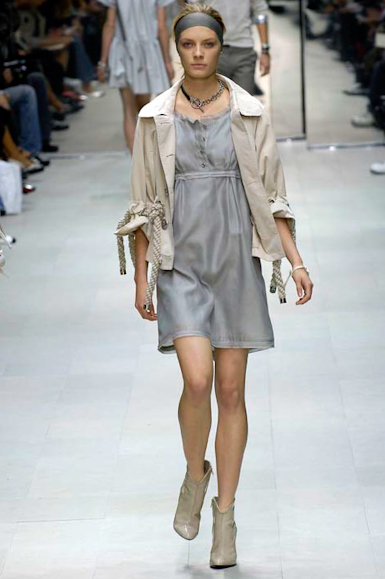 desfiles-burberry-milaoverao2007rtw-129