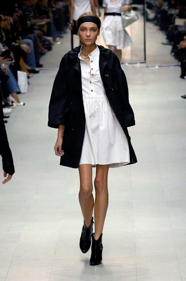 desfiles-burberry-milaoverao2007rtw-135
