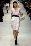 desfiles-burberry-milaoverao2007rtw-136