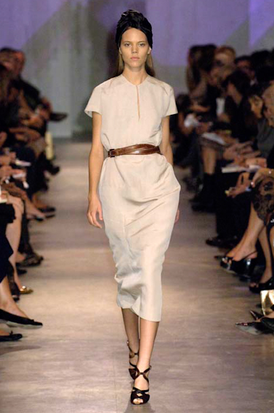 desfiles-prada-milaoverao2007rtw-110