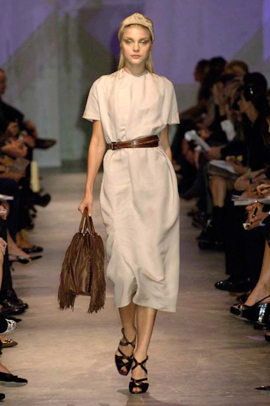 desfiles-prada-milaoverao2007rtw-113