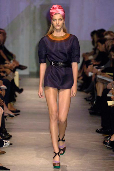 desfiles-prada-milaoverao2007rtw-120