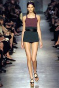 desfiles-prada-milaoverao2007rtw-129
