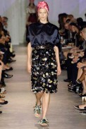desfiles-prada-milaoverao2007rtw-142