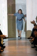 desfiles-prada-milaoverao2007rtw-148