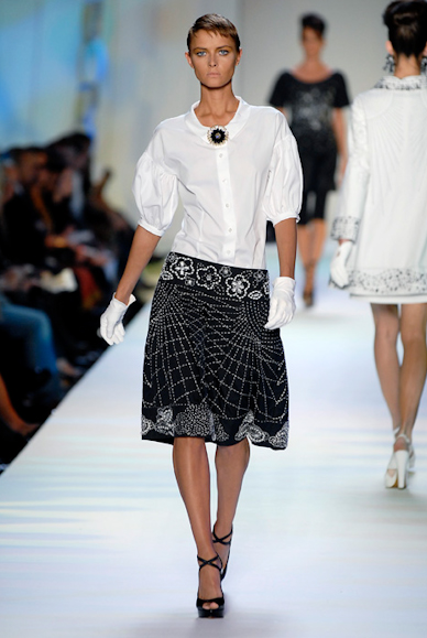 desfiles-moschino-milaoverao2007rtw-101
