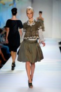 desfiles-moschino-milaoverao2007rtw-103