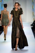 desfiles-moschino-milaoverao2007rtw-105