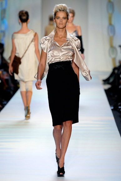 desfiles-moschino-milaoverao2007rtw-114