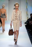 desfiles-moschino-milaoverao2007rtw-118