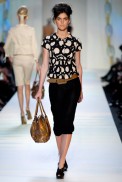 desfiles-moschino-milaoverao2007rtw-119