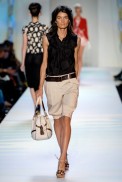 desfiles-moschino-milaoverao2007rtw-120