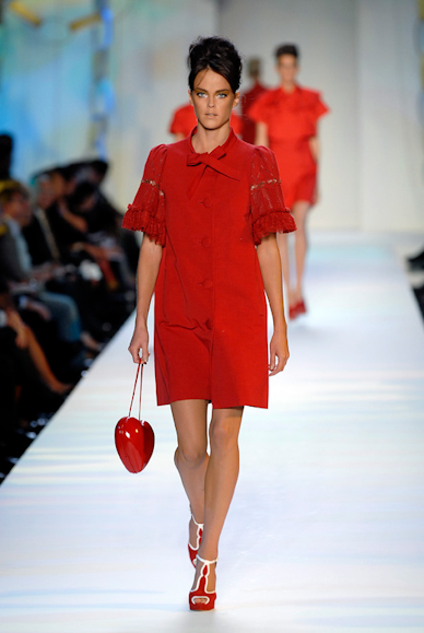 desfiles-moschino-milaoverao2007rtw-123