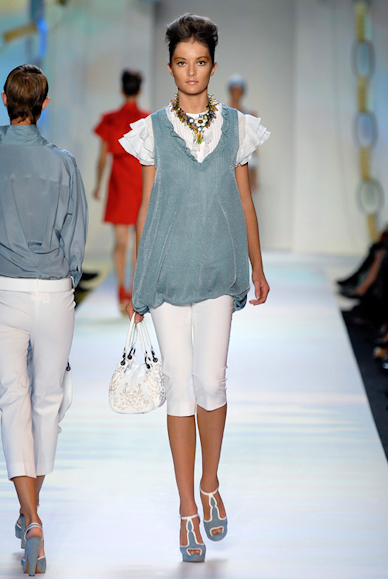 desfiles-moschino-milaoverao2007rtw-125