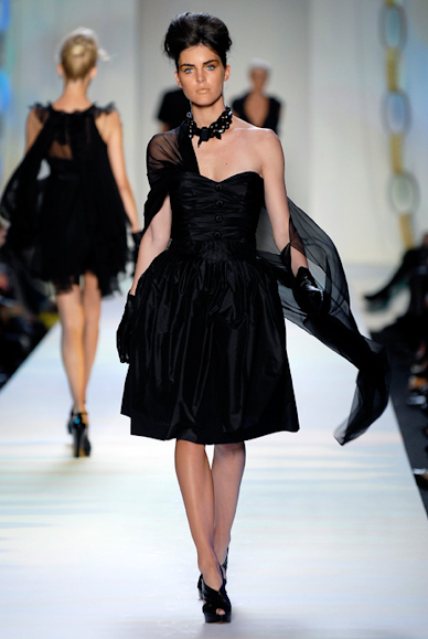desfiles-moschino-milaoverao2007rtw-140