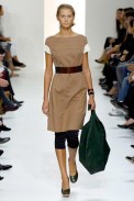 desfiles-marni-milaoverao2007rtw-124