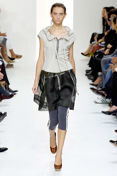 desfiles-marni-milaoverao2007rtw-126