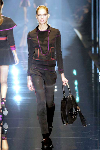 desfiles-gucci-milaoverao2007rtw-101