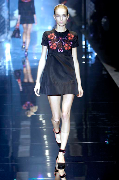 desfiles-gucci-milaoverao2007rtw-105