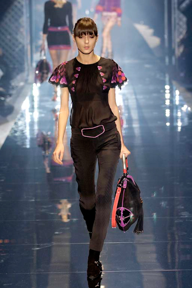 desfiles-gucci-milaoverao2007rtw-109