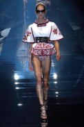 desfiles-gucci-milaoverao2007rtw-119