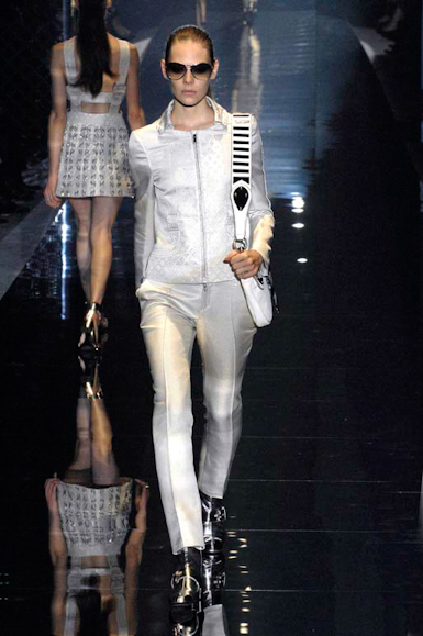 desfiles-gucci-milaoverao2007rtw-128