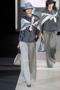 desfiles-garmani-milaoverao2007rtw-117