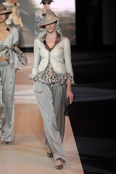 desfiles-garmani-milaoverao2007rtw-128