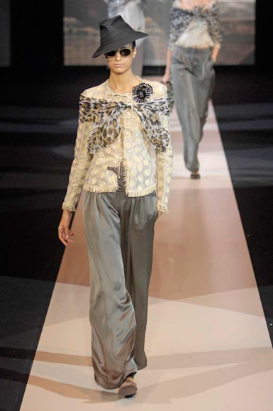 desfiles-garmani-milaoverao2007rtw-130