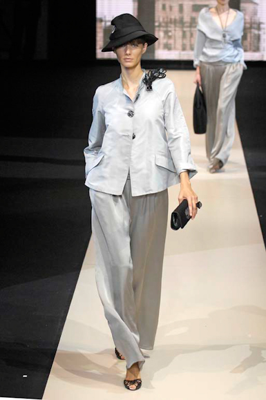 desfiles-garmani-milaoverao2007rtw-137