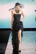 desfiles-garmani-milaoverao2007rtw-142