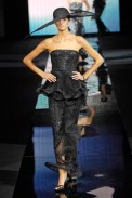 desfiles-garmani-milaoverao2007rtw-147